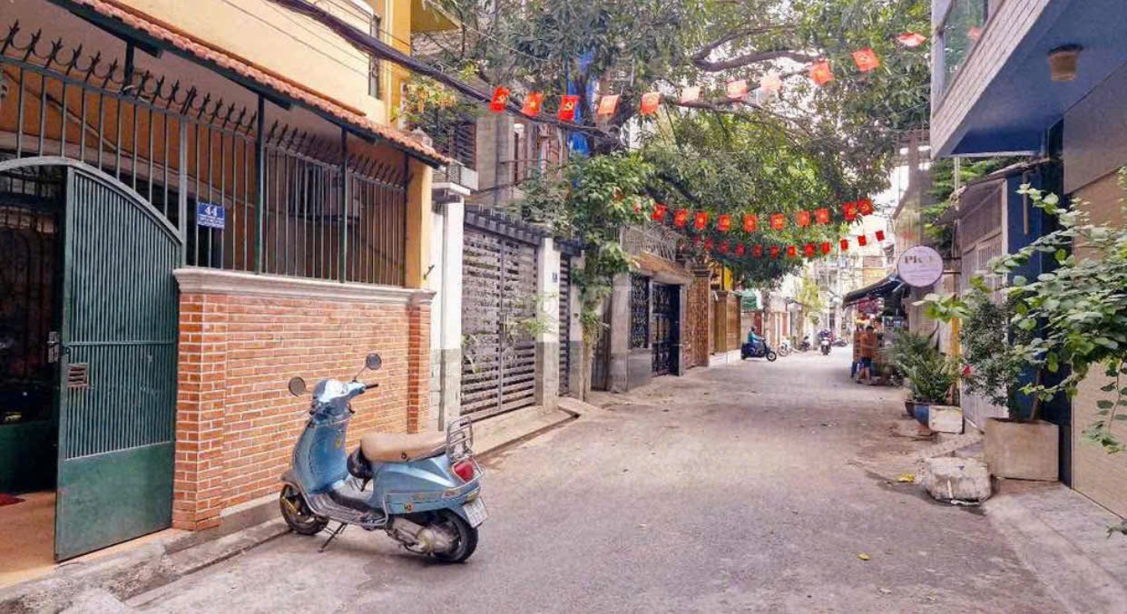 Bán nhà MT Trương Hoàng Thanh P12 Tân Bình 2 lầu (4PN, 3WC) - Ảnh chính