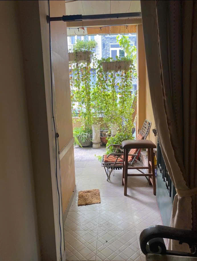 Bán nhà MT Trương Hoàng Thanh P12 Tân Bình 2 lầu (4PN, 3WC) - Ảnh 4