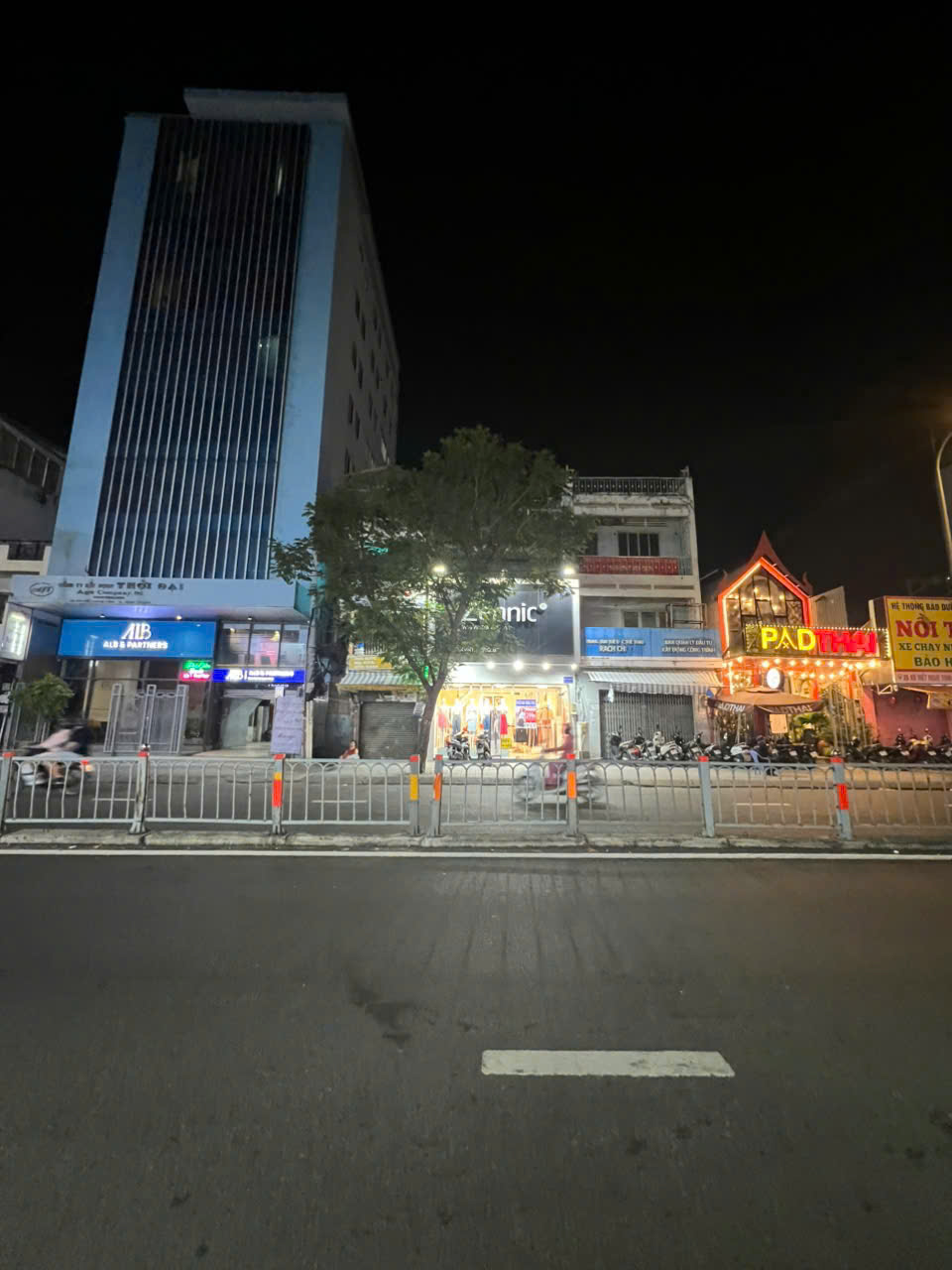 Bán Nhà Mặt Tiền 30-30B Xô Viết Nghệ Tĩnh, P19, Bình Thạnh - Ảnh chính