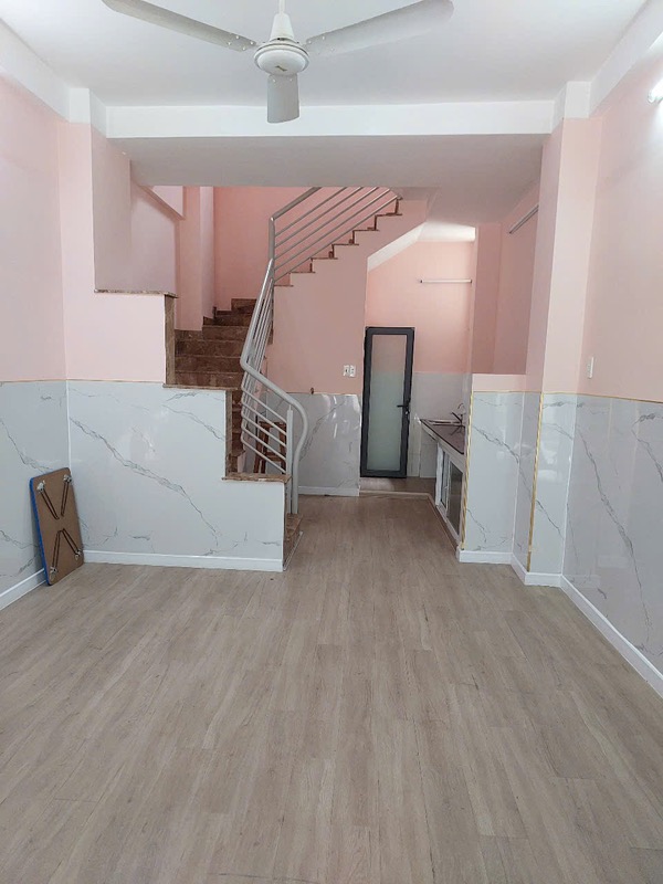 Bán nhà Quận 10 - Ngộp Bank - 45m - 5 tầng chỉ 7 tỷ - Ảnh chính