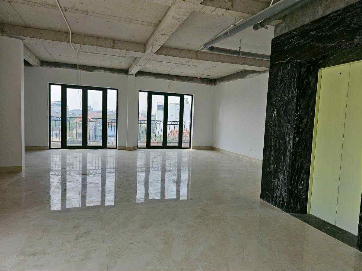 bán nhà lô góc Ngọc Thụy, 90m x 8 tầng,mặt tiền 7.5m, thang máy, vỉa hè, ôtô tránh - Ảnh 3