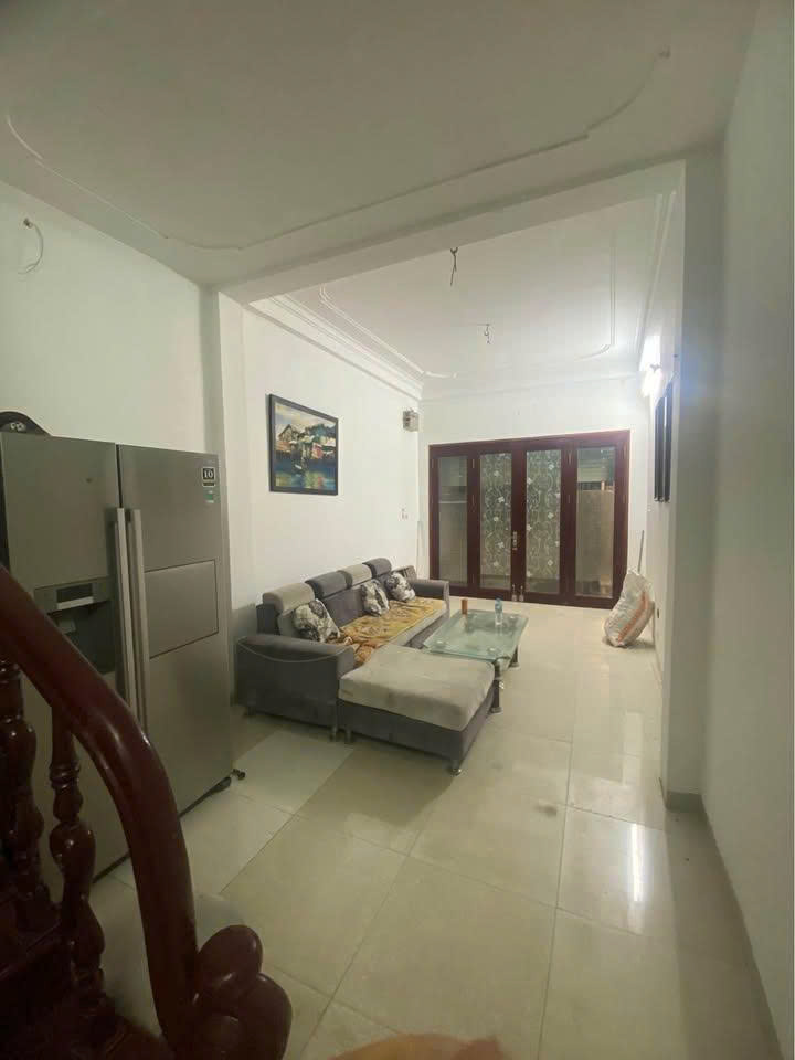 Cho thuê nhà nguyên căn ở Chùa Hà, Cầu Giấy 55m x 4T, 5 phòng giá 18TR, gần phố - Ảnh 2