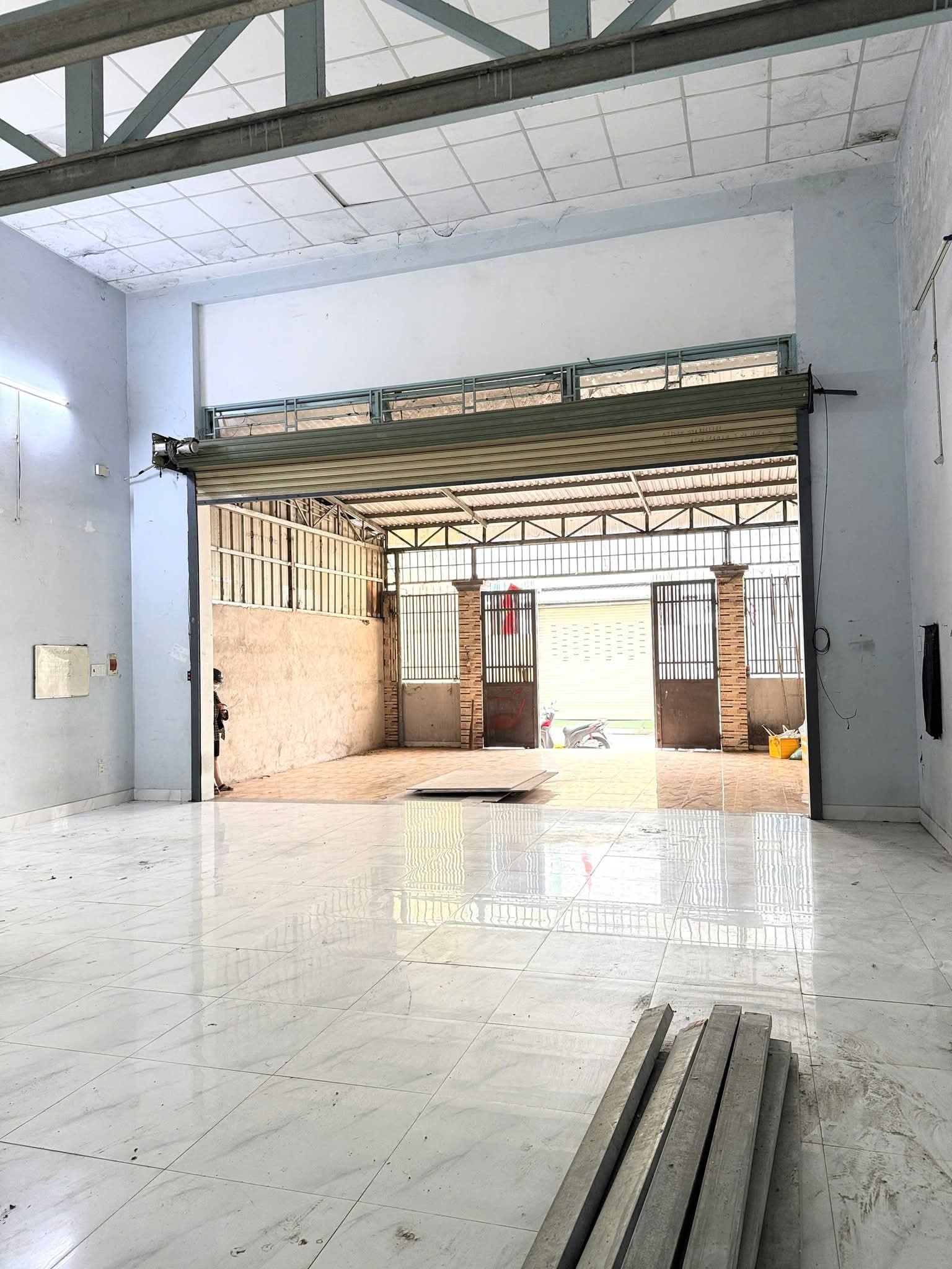 Bán Nhà xưởng mặt tiền Ấp Mới 1, Tân Xuân, Hóc Môn 8x24m giá 8.99 Tỷ - Ảnh 2
