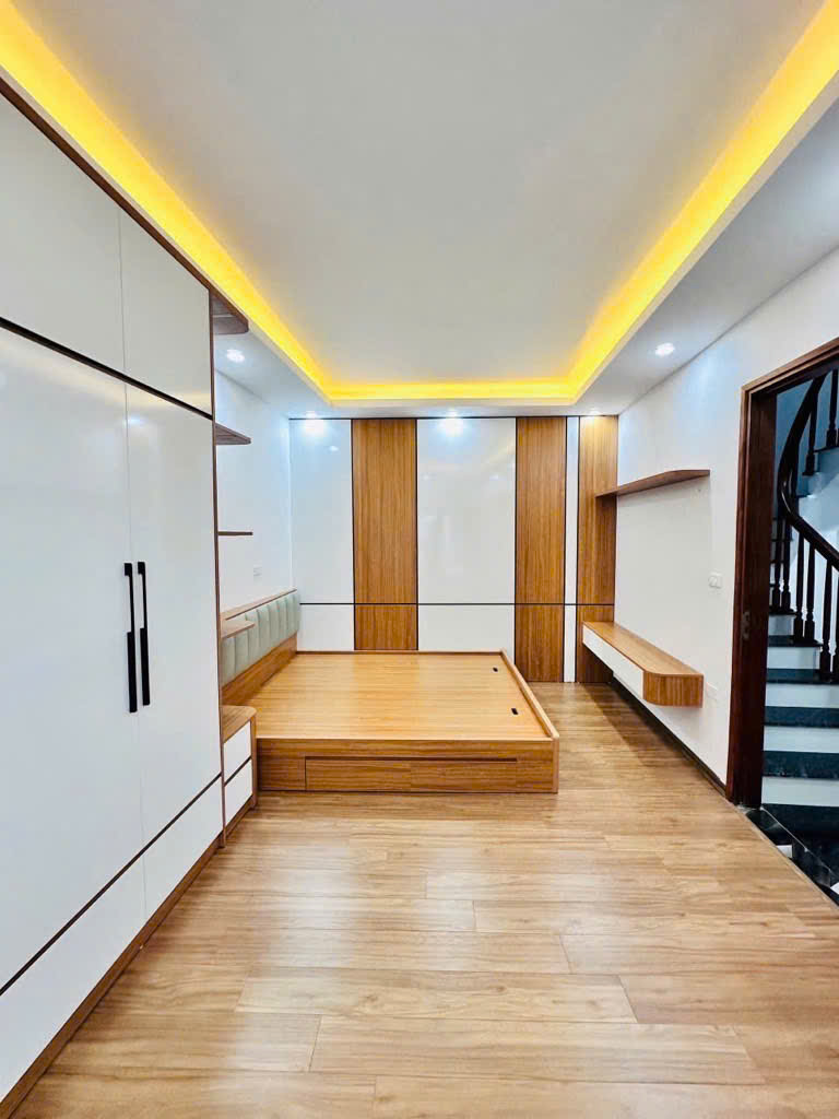 NHÀ ĐẸP YÊN HÒA – 31M² x 5 TẦNG – VÀI BƯỚC RA PHỐ – FULL NỘI THẤT -  8,4 TỶ - Ảnh 2