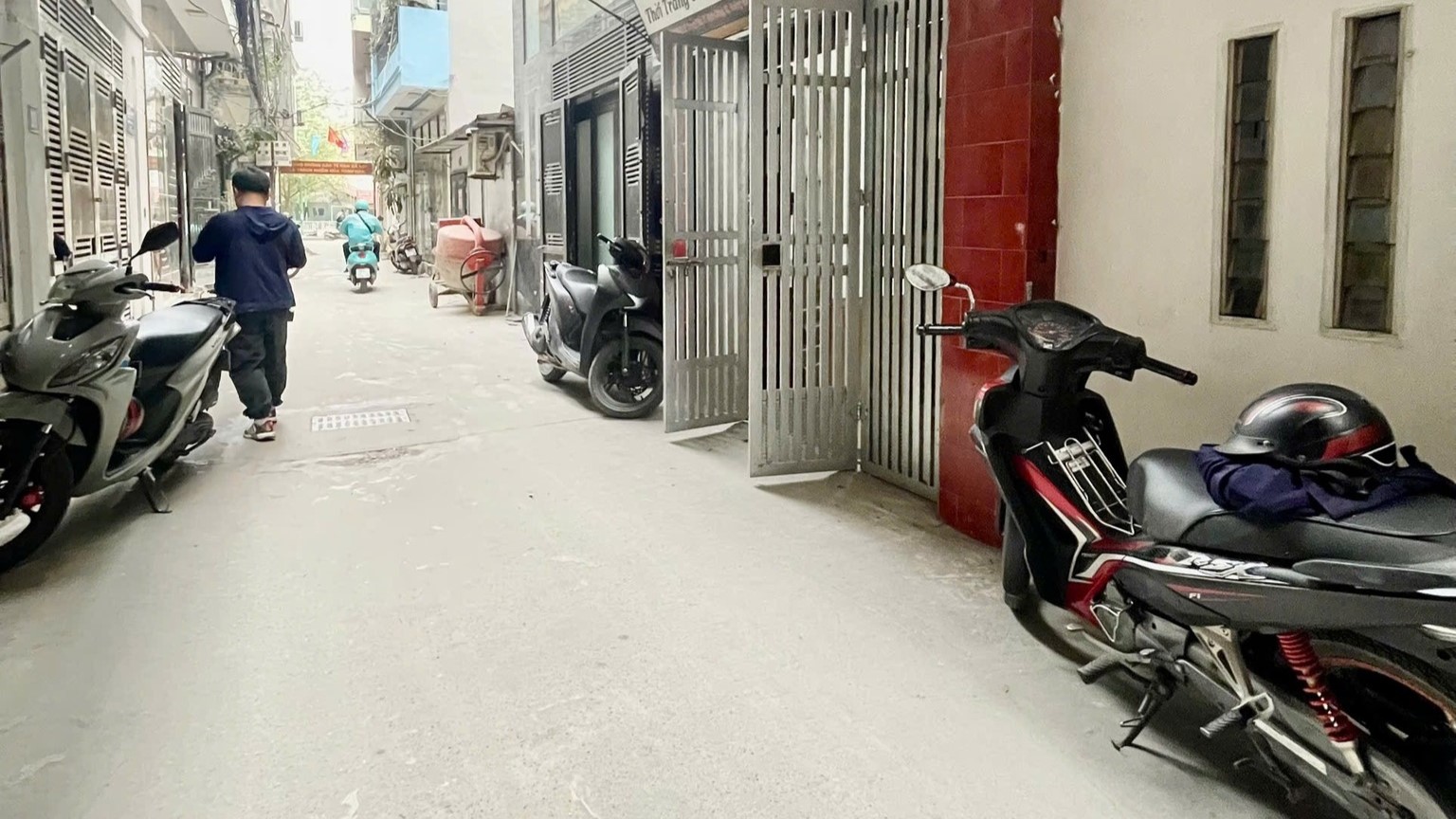 Bán nhà phố Trịnh Đình Cửu - Hoàng Mai –PHÂN LÔ ĐẸP – Ô TÔ ĐỖ CỬA – NGÕ THÔNG - CHỈ 10,89T - Ảnh chính