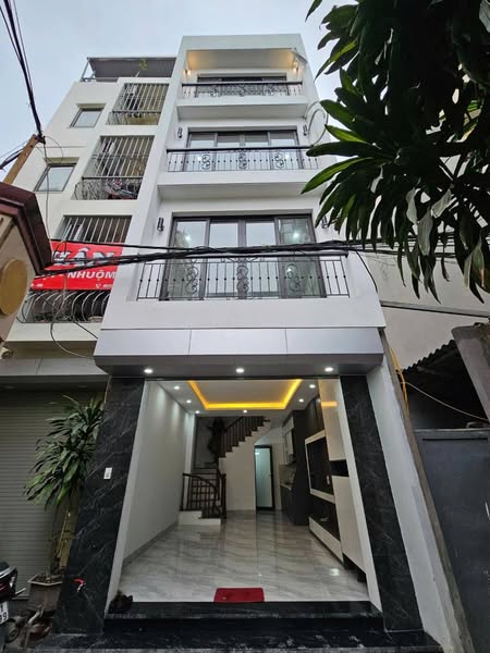 Hiếm có, Nhà Phố Ngọc Lâm, Long Biên, 35m2, 5 Tầng, Phân Lô, Ô Tô, Full đồ - Ảnh chính