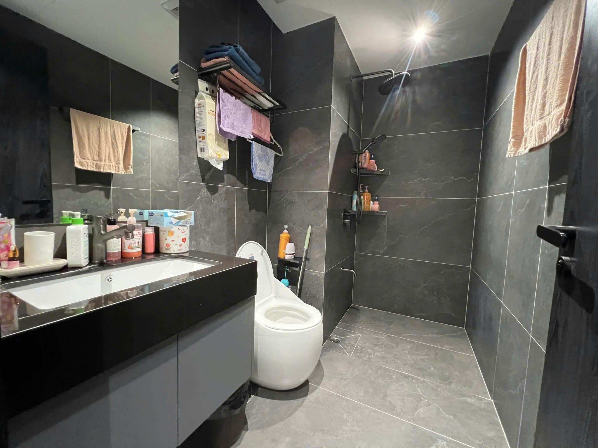 Căn góc BAO PHÍ 500tr CC BRG THE DIAMOND RESIDENCE 25 Lê Văn Lương 161m2, 4PN, 3VS, Full nt xịn - Ảnh 3