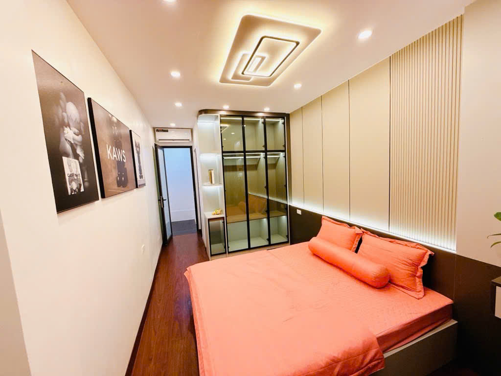 Nhà đẹp, Ô TÔ ĐỖ CỬA giá 5.15 tỷ tại Nguyễn Trãi, Thanh Xuân DTSD 25M x 4T. sổ đỏ đẹp - Ảnh 2