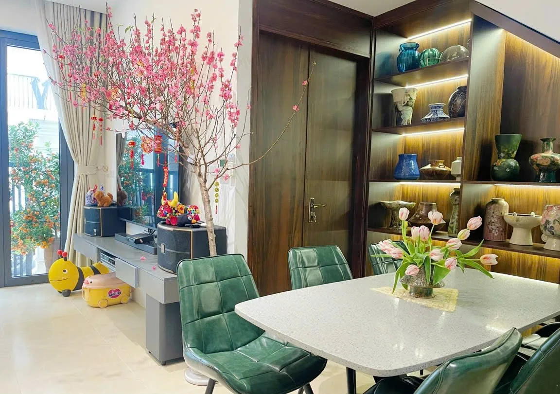 BÁN BIỆT THỰ LK Nam Đuống 74m2  4 Tầng mặt tiền 6.7m X 12.6 tỷ Long Biên. - Ảnh 1