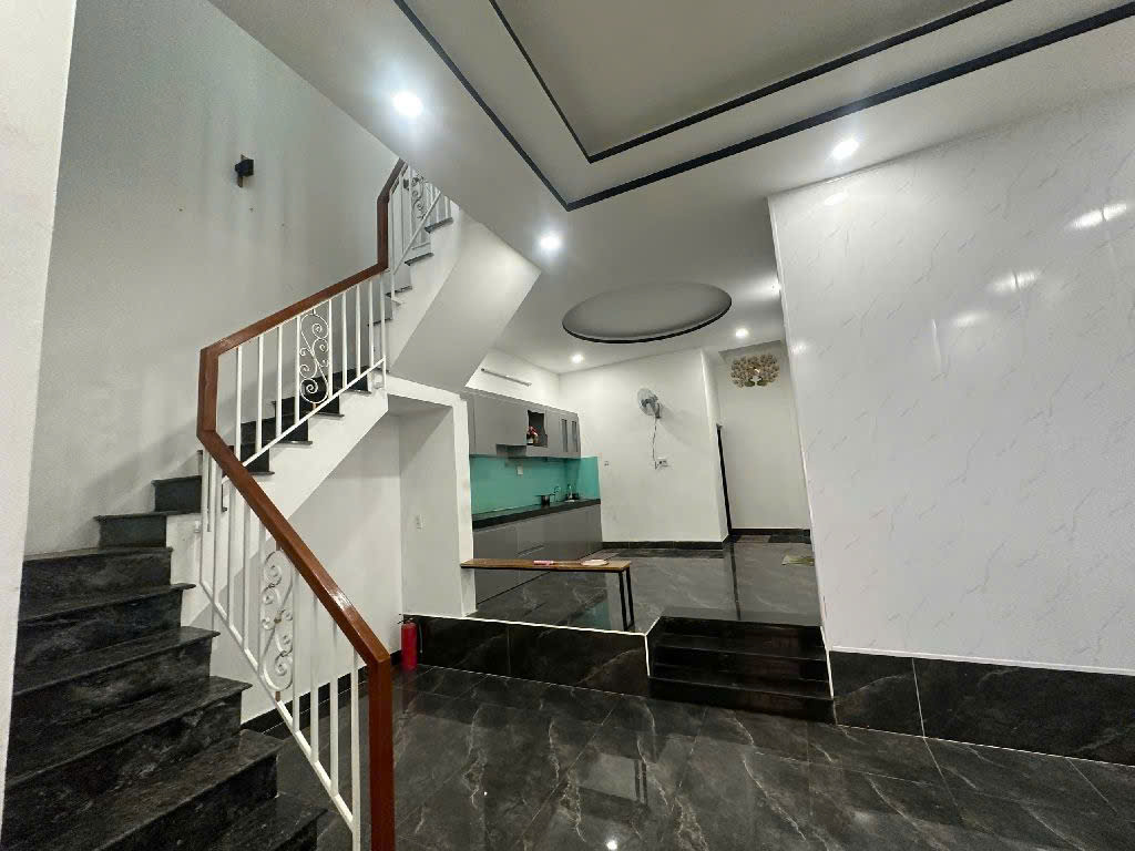 Nhà 2 tầng mặt tiền đường Trần Cao Vân – vừa ở vừa kinh doanh - Ảnh 4