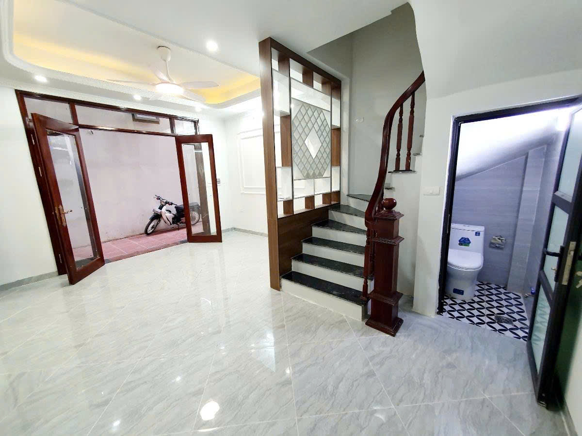 NHÀ ĐẸP MỚI TINH . Cổ Nhuế - Bắc Từ Liêm 35m 6 tầng mặt tiền 4,3m 7,25 tỷ <br>sổ đỏ vuông vắn cất két - Ảnh 2
