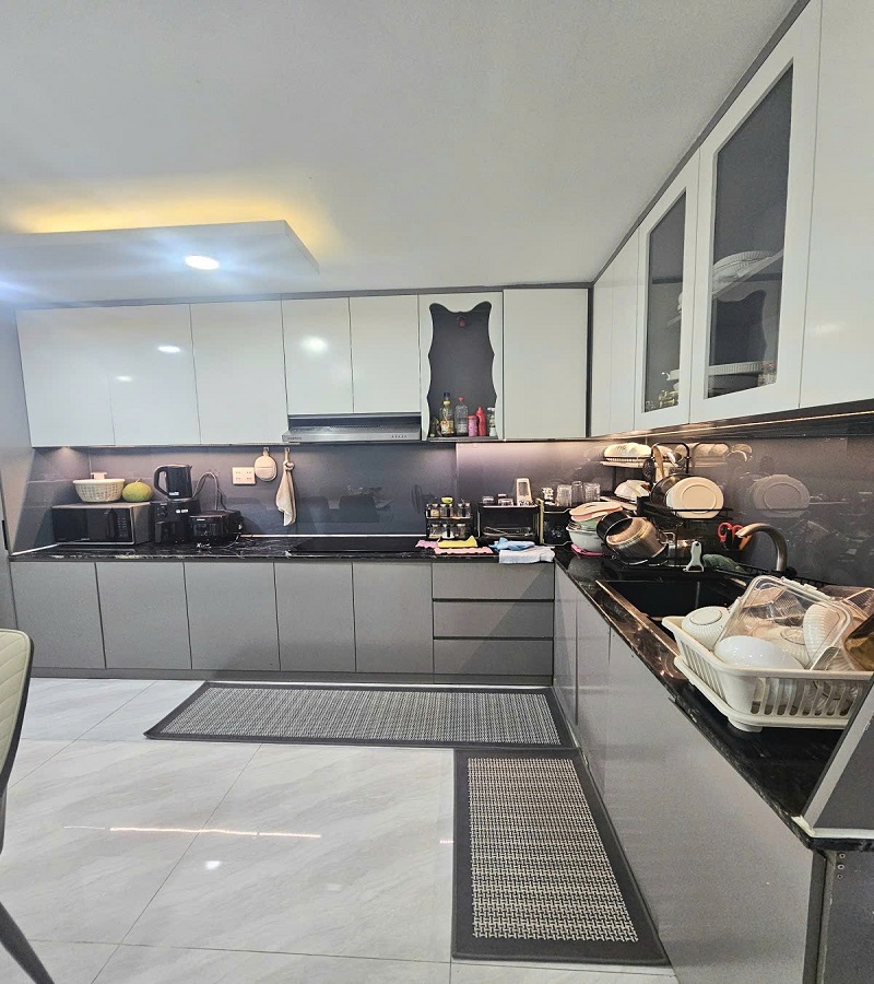 Bán nhà hẻm 4m An Bình, P6, Q5, 68m2, 5 tầng, 7 phòng ngủ, mới ở ngay, giá rẻ - Ảnh 1