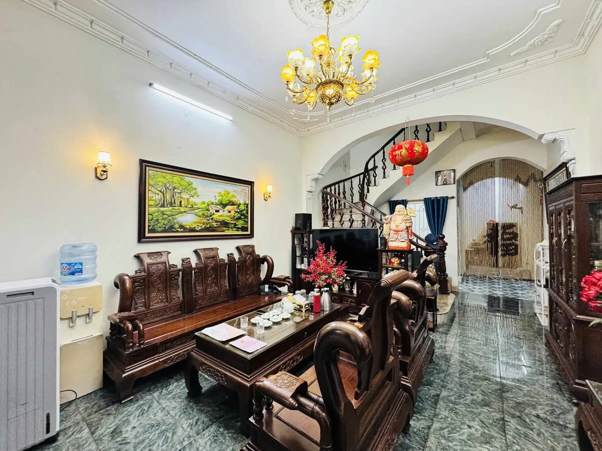 NHÀ ĐẸP PHÂN LÔ Ô TÔ CHÁNH- ĐỖ Phố  Bồ Đề 122 m2 X 4 tầng X 21.2 tỷ Long Biên. - Ảnh 4