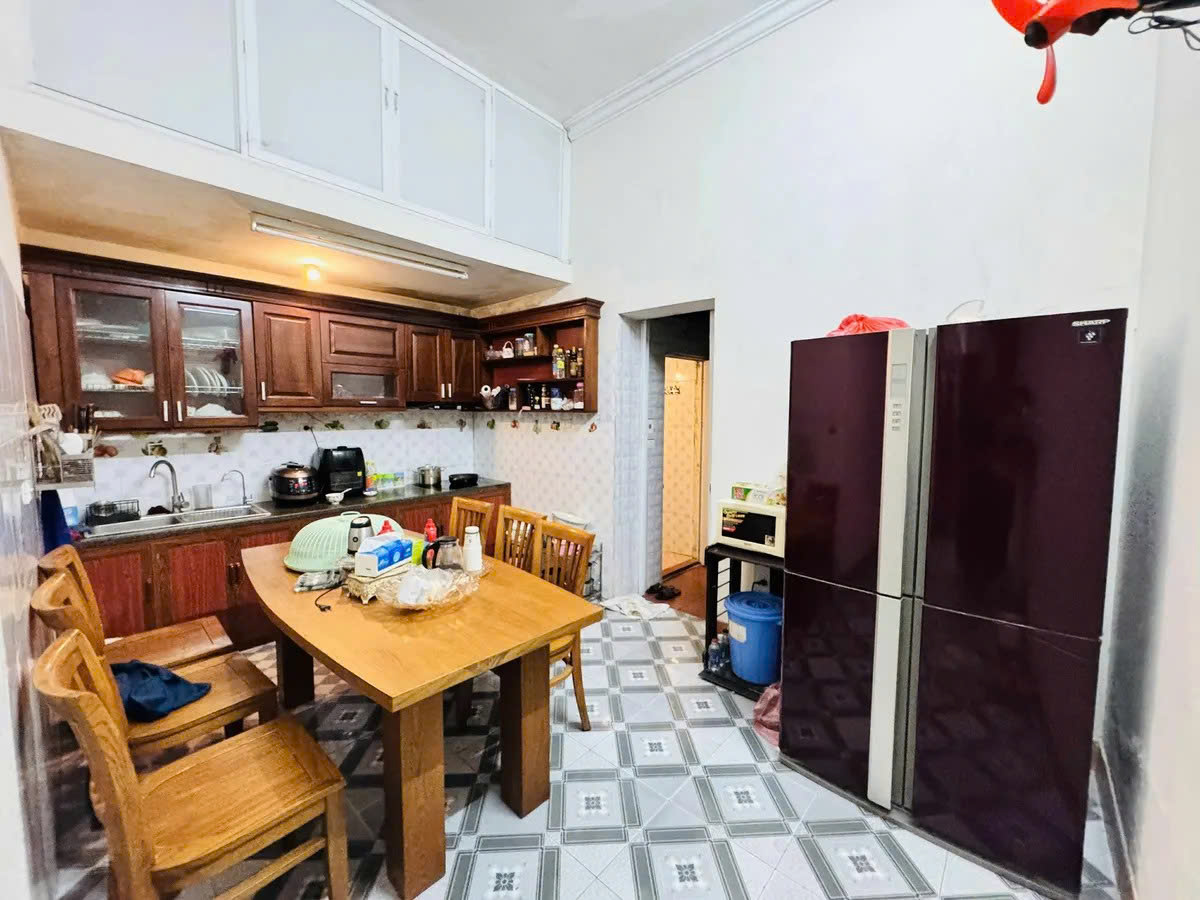 NHÀ ĐẸP PHÂN LÔ Ô TÔ CHÁNH- ĐỖ Phố  Bồ Đề 122 m2 X 4 tầng X 21.2 tỷ Long Biên. - Ảnh 1