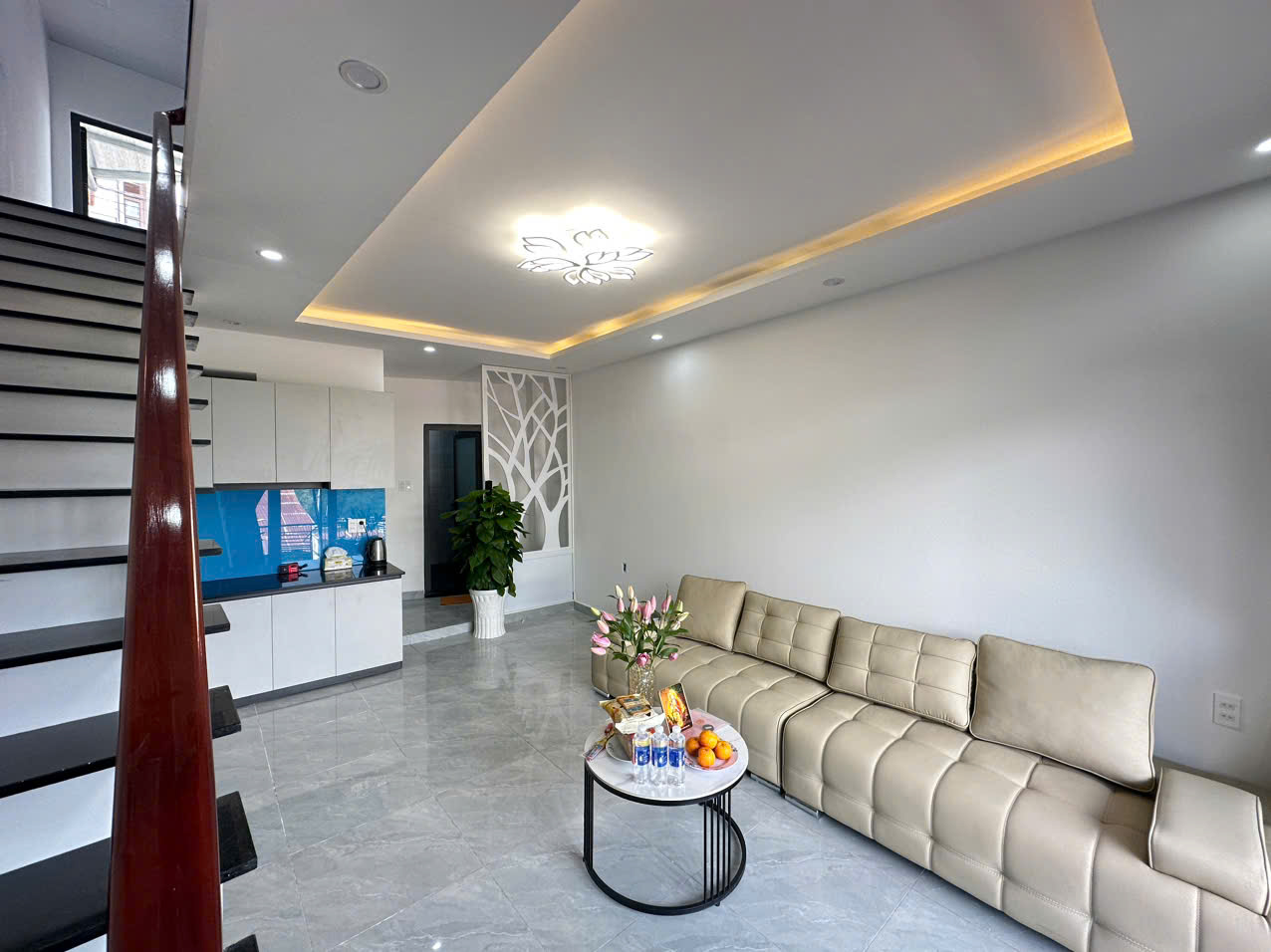 BÁN NHÀ NGUYỄN SIÊU 2 MẶT TIỀN HẺM (Ô TÔ, XE MÁY) - 3PN, P.NGỦ DƯỚI, KHU YÊN TĨNH - 3.05 TỶ - Ảnh 2