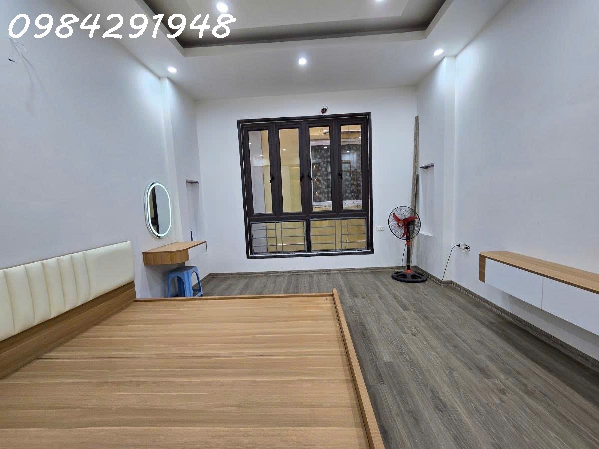 Bán nhà Vũ Tông Phan chỉ 25m ra mặt phố - S 43m 5 tầng  - Sổ đỏ nở hậu - Ảnh 4