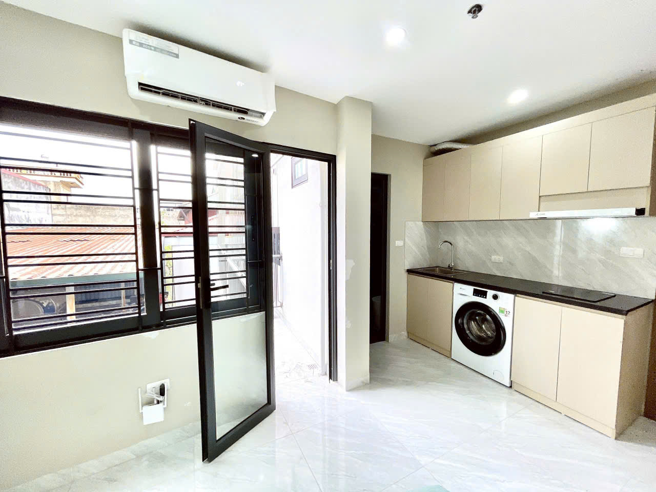 BÁN CĂN HỘ CCCC – DÒNG TIỀN ĐỈNH CAO – PHỐ HOÀNG MAI – 6 TẦNG THANG MÁY – CHO THUÊ FULL 90TR/THÁNG - Ảnh 2