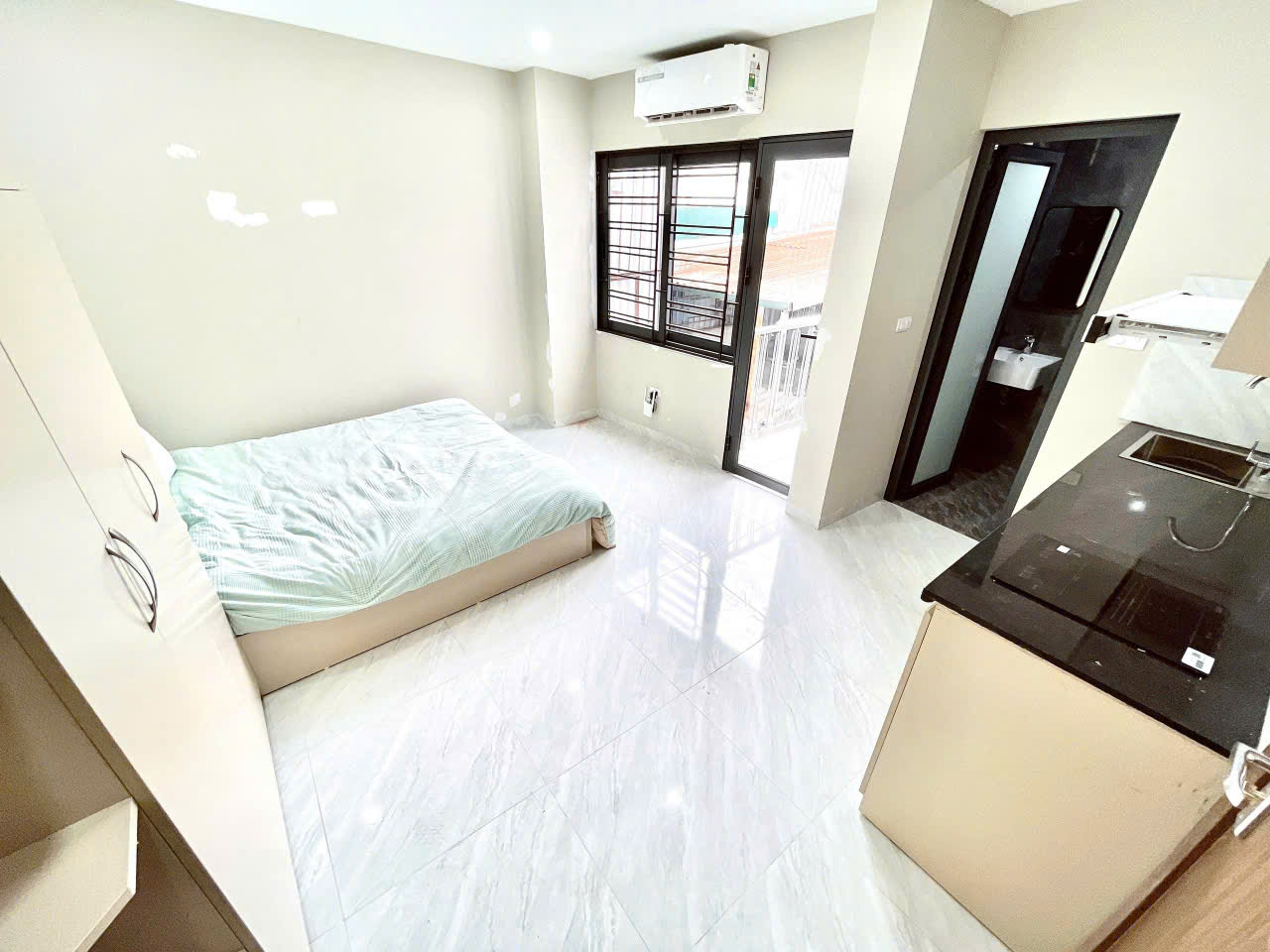 BÁN CĂN HỘ CCCC – DÒNG TIỀN ĐỈNH CAO – PHỐ HOÀNG MAI – 6 TẦNG THANG MÁY – CHO THUÊ FULL 90TR/THÁNG - Ảnh 1