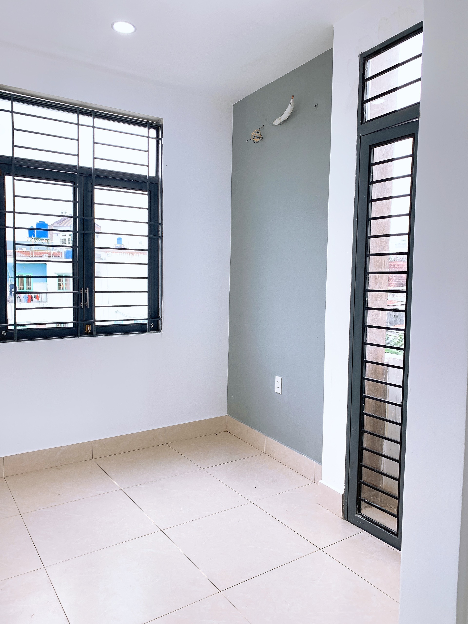24    BÁN DÃY NHÀ TX33 - THỔ CƯ FULL  - NGAY TRUNG TÂM P THẠNH XUÂN- CHỈ 10,5 tỷ - Ảnh 3