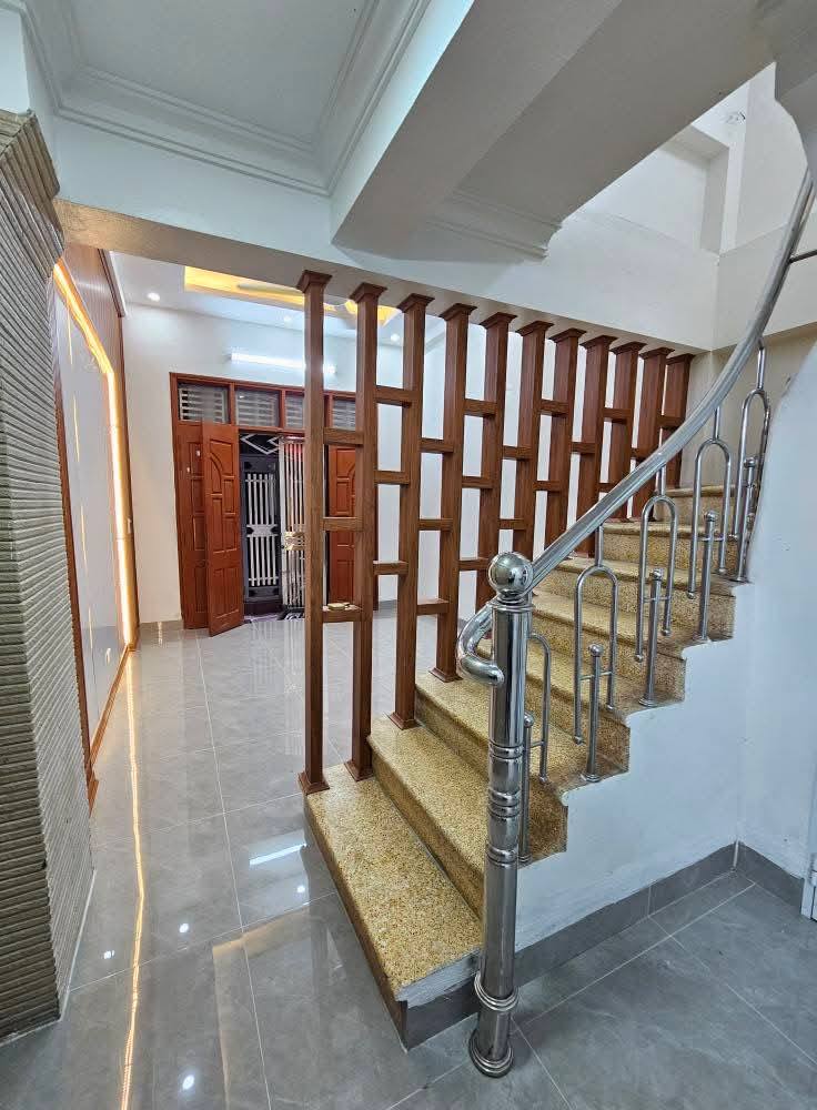 🏠 NHÀ LÊ QUANG ĐẠO – VIEW SÂN MỸ ĐÌNH – 4 NGỦ – GIÁ CHỈ 6.68 TỶ - Ảnh 2