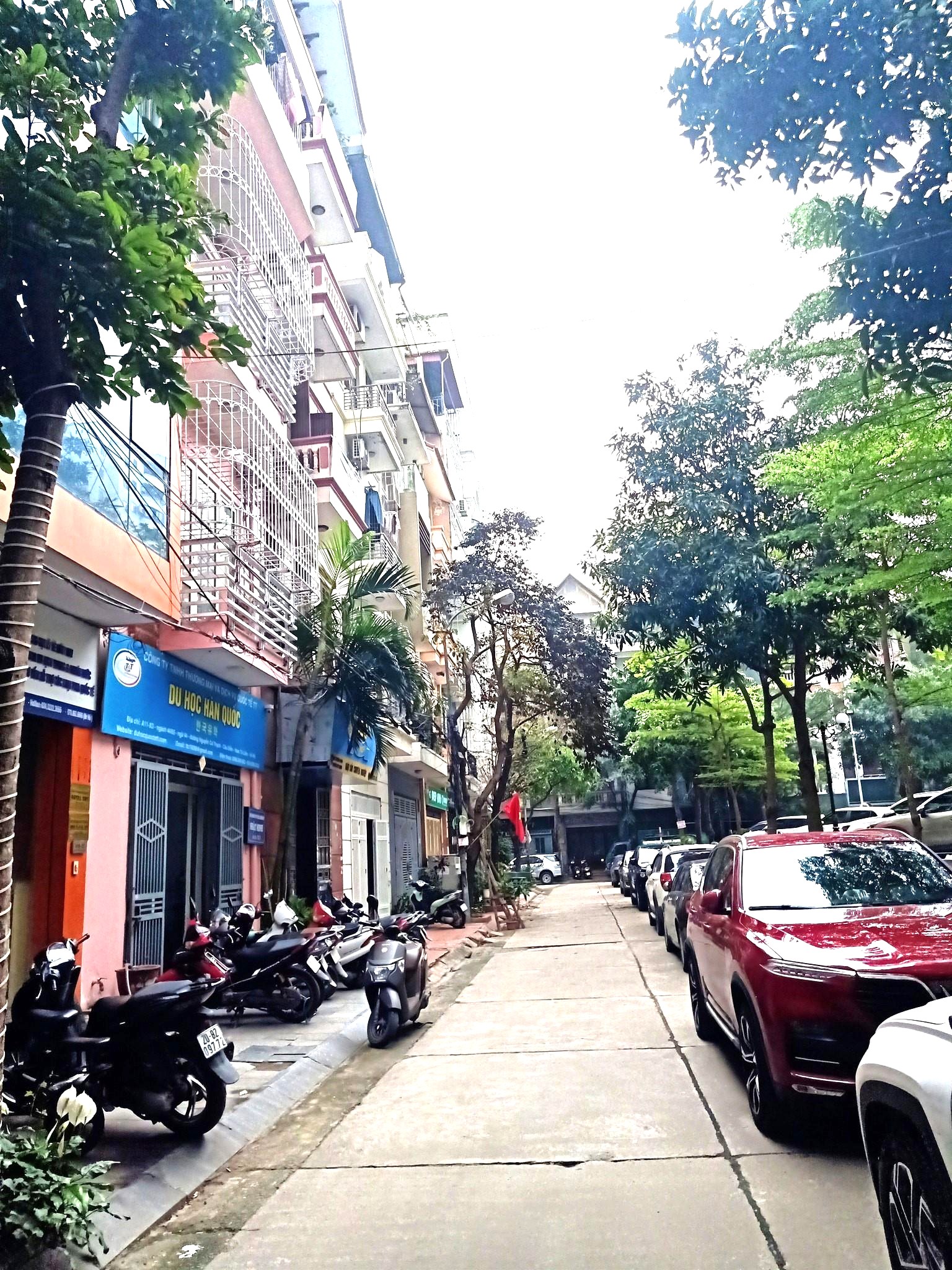Bán Liền Kề HUY DU-60m, 5T, TM, Vỉa hè Ô tô tránh, KD, chỉ 18 tỷ 98 - Ảnh chính