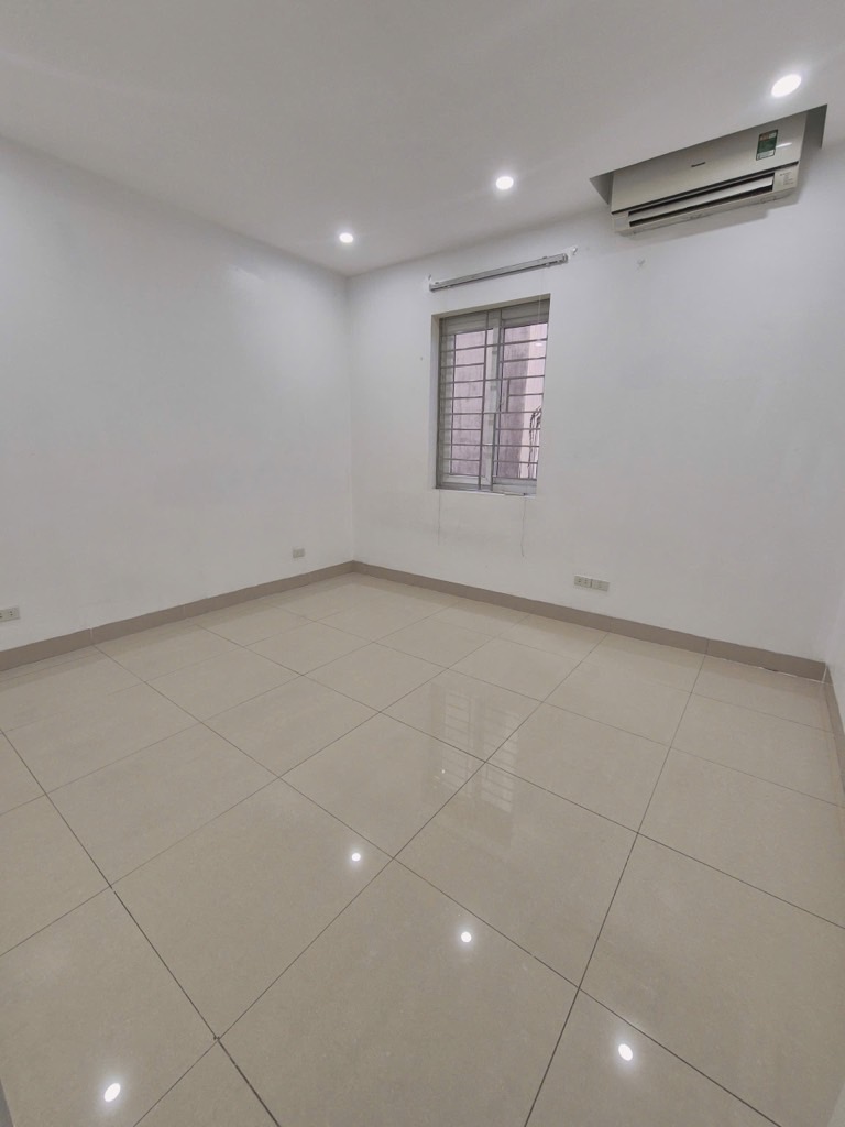 Nguyễn Ngọc Nại ô tô đỗ cửa, phân lô quân đội sát mặt phố, 2 thoáng, sổ vuông - Ảnh 3