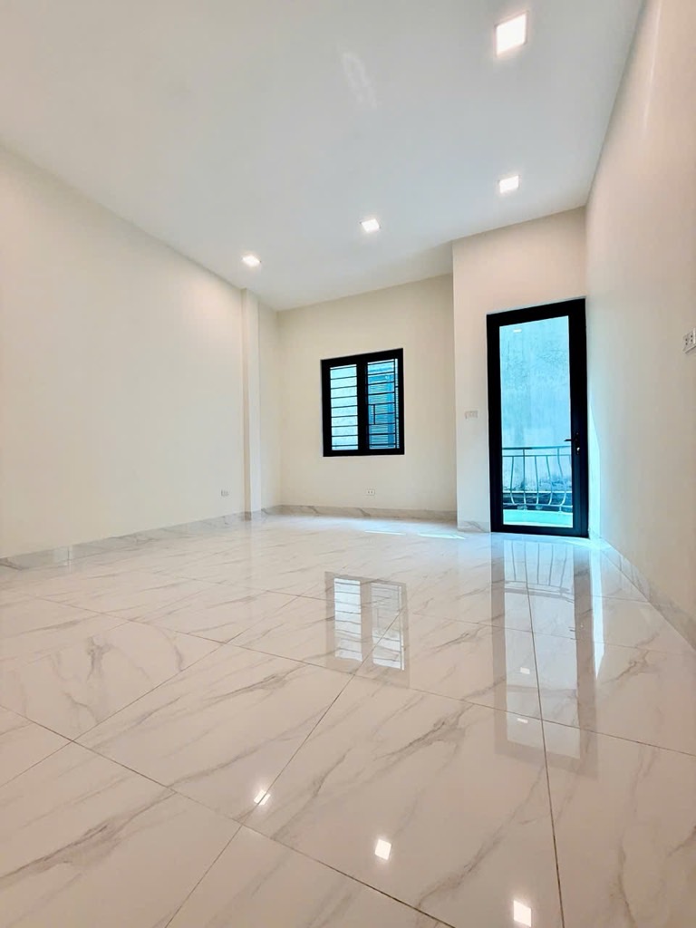 Tô Vĩnh Diện 59m 5 tầng, phân lô, 20m ra ô tô đỗ, nhà đẹp ở luôn - Ảnh 4