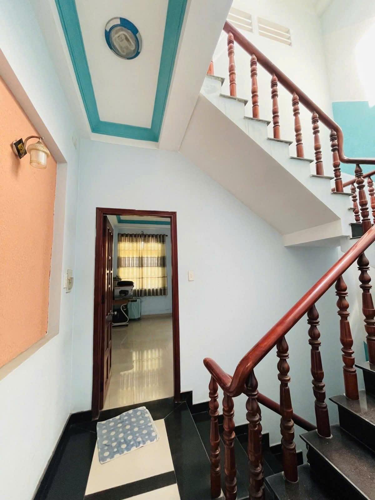 Bán nhà MT Ngô Thị Thu Minh, p2, Tân Bình, (9x18) 3 tầng, 38 tỷ - Ảnh 2
