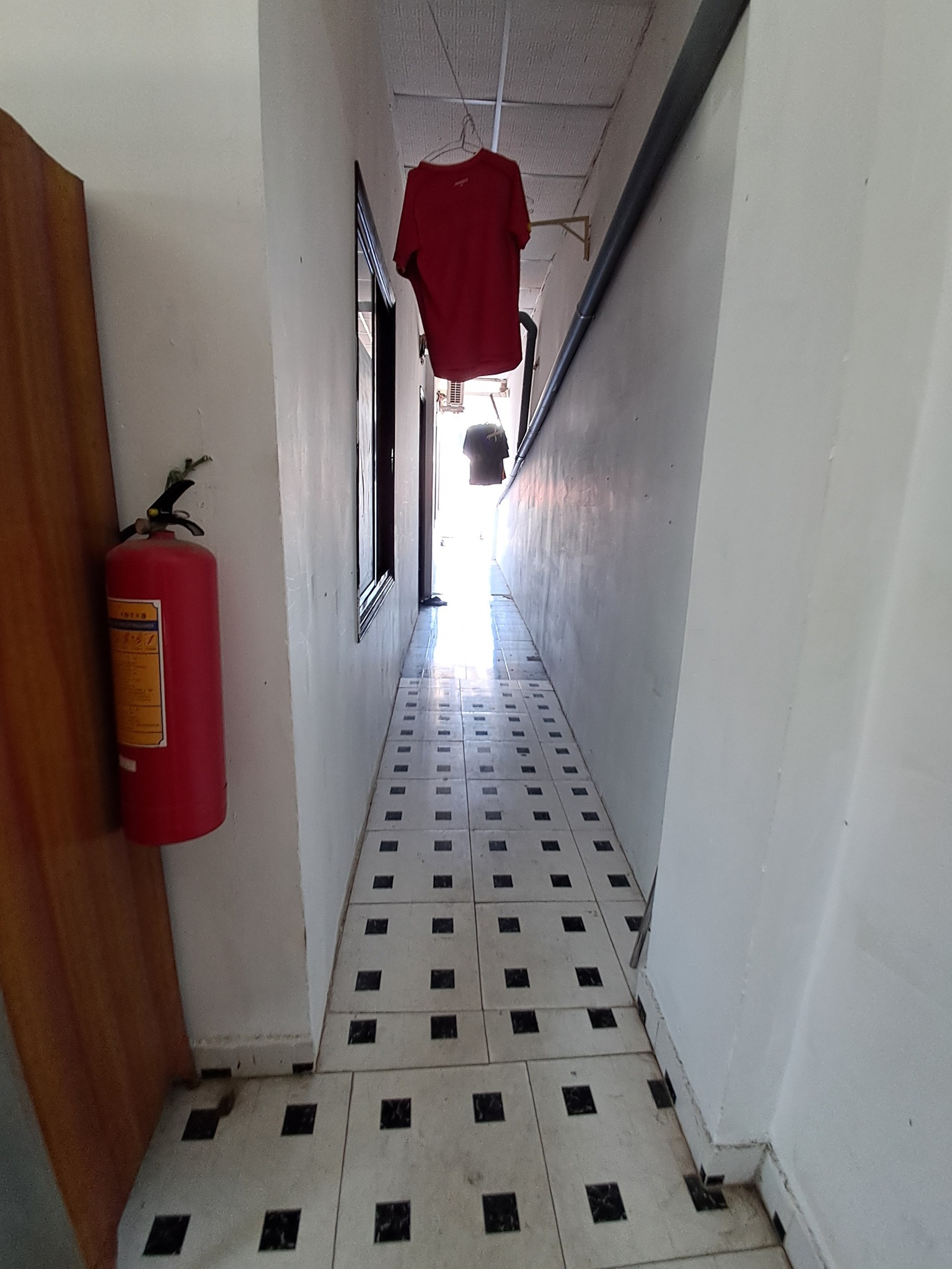 # Nhà Kiệt nhựa Hùng Vương, 110m2, 3 tầng, 10 phòng trọ 30tr/th, 4.1 tỷ - Ảnh 1