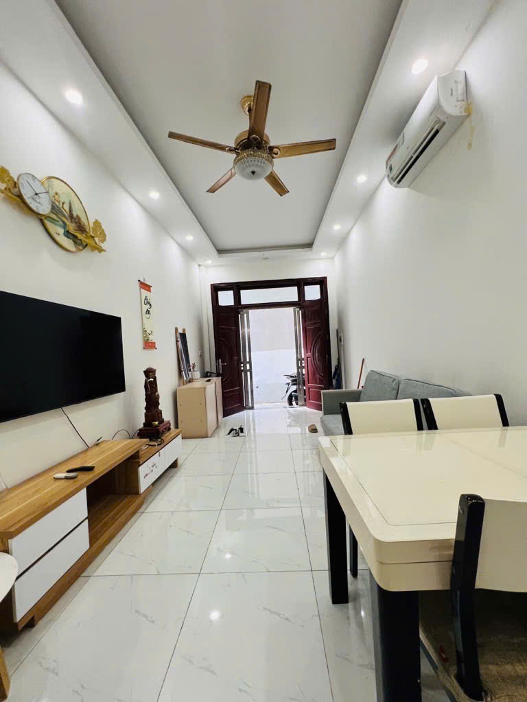 LÔ GÓC - VÀI BƯỚC RA Ô TÔ, ĐẠI LỘ THĂNG LONG - FULL NỘI THẤT 5 TẦNG - Ảnh 2