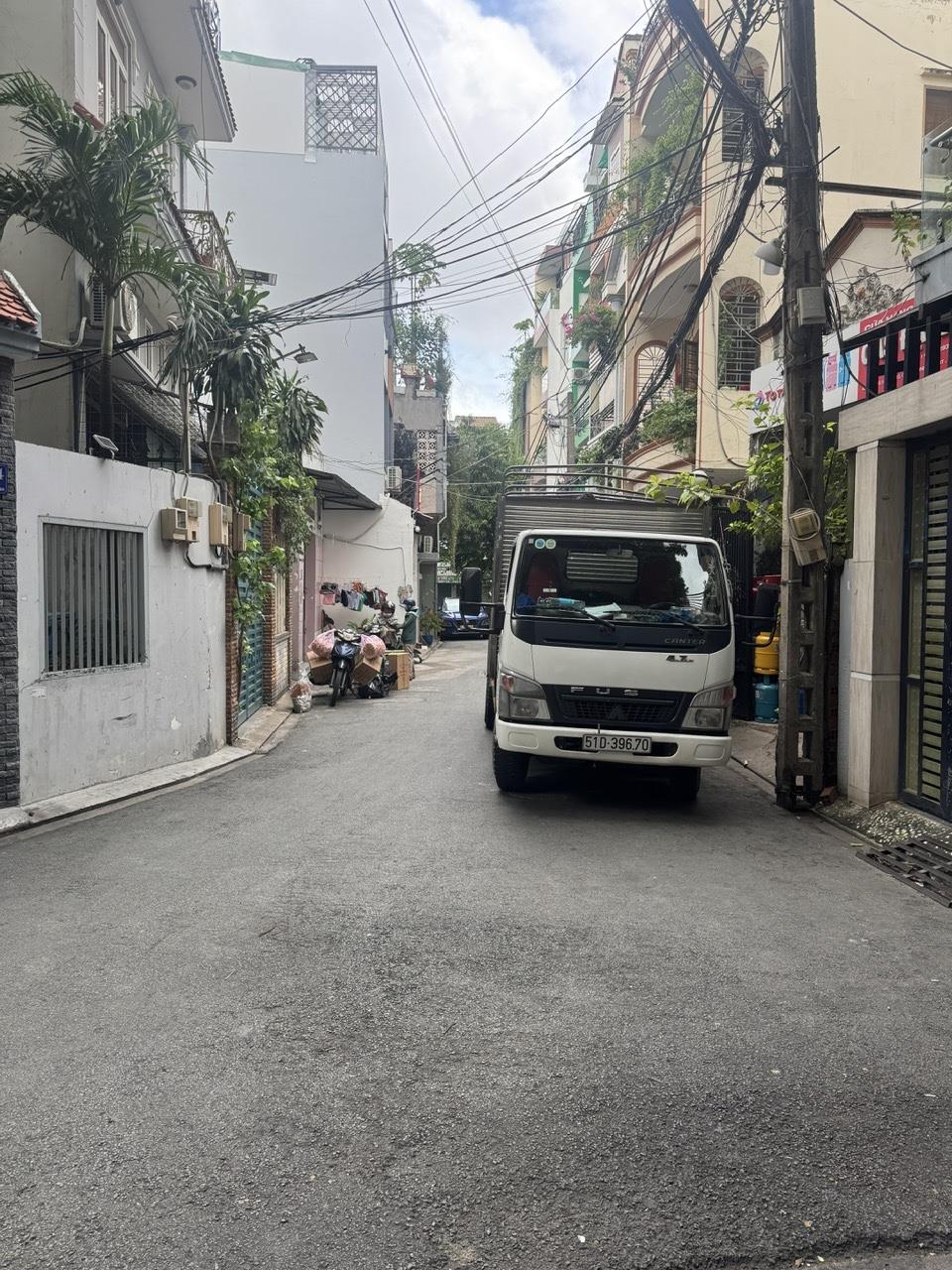 **Bán nhà hẻm Hoàng Hoa Thám** phường 13 Tân Bình (5x9) 2 lầu 6 tỷ - Ảnh 2