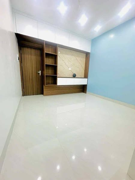💥 Nhà Đẹp ở luôn Phố Hàng Bún - Quán Thánh - Ba Đình DT 60m2 Giá: 3.7 tỷ - Ảnh chính