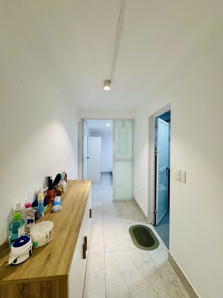 TẬP THỂ TẦNG 1 – CẢM HỘI, LÒ ĐÚC, 60M2 2PN 1WC, Ô TÔ ĐỖ CỬA - Ảnh 3