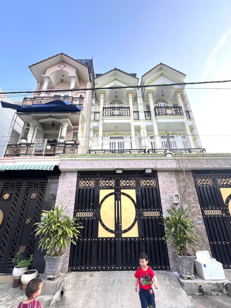 SIÊU PHẨM 4 TẦNG - PHÂN LÔ VIP NGAY ĐH GTVT – DÒNG TIỀN 9TR/THÁNG – GIÁ CỰC TỐT! - Ảnh 1