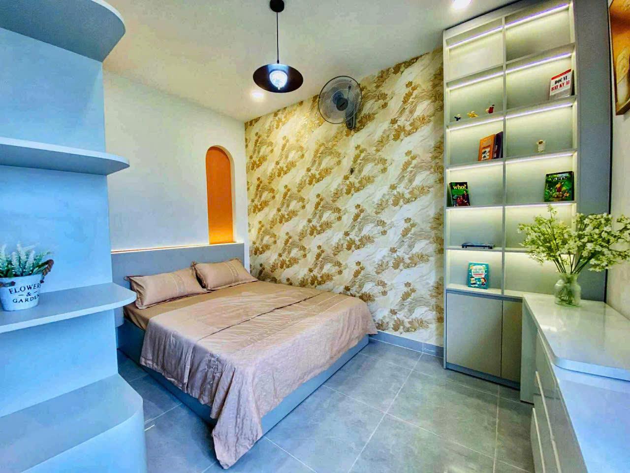 HOT - VỊ TRÍ SIÊU ĐẮC ĐỊA - HẺM Ô TÔ ĐỖ CỬA PHƯỜNG TÂN HƯNG, Q7 - CHỈ 7 T.Ỷ NHỈNH - Ảnh chính