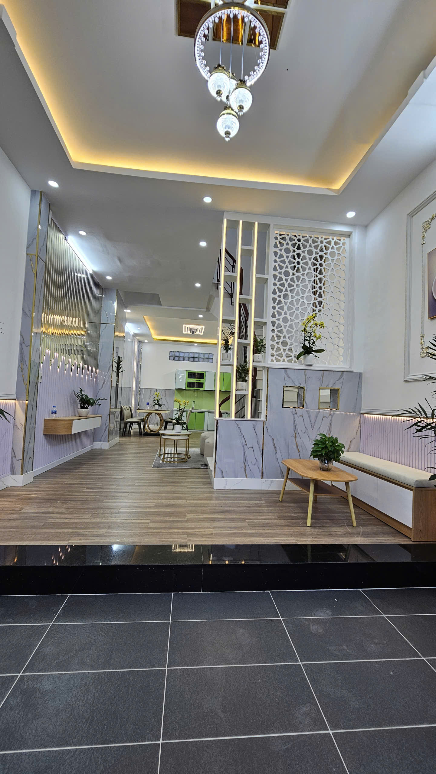MẶT TIỀN XE HƠI 10 M<br>NGANG 4.2 X14 <br>BÊ TÔNG 4 TẤM CÓ 5 TỶ - Ảnh chính