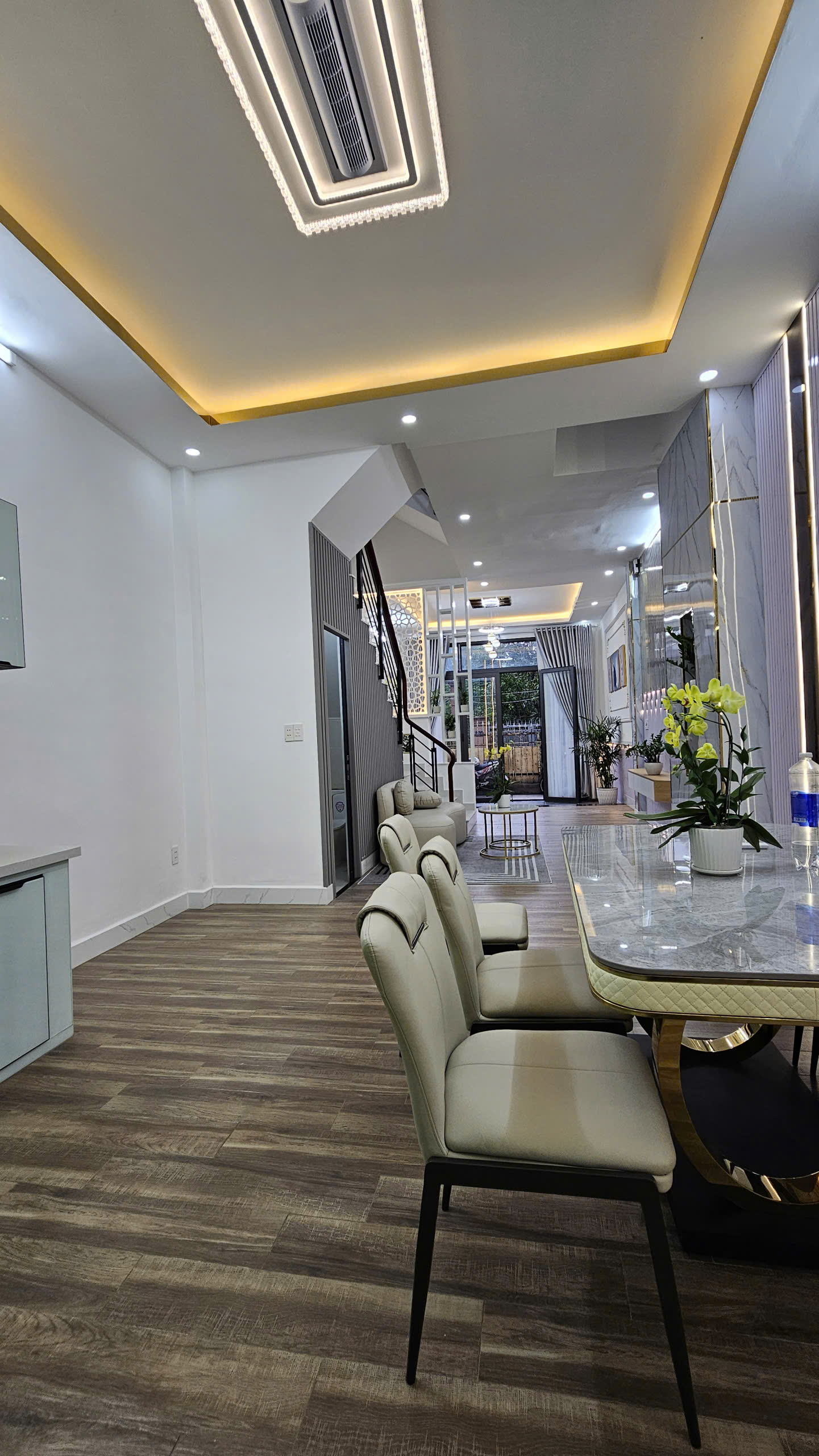 MẶT TIỀN XE HƠI 10 M<br>NGANG 4.2 X14 <br>BÊ TÔNG 4 TẤM CÓ 5 TỶ - Ảnh 2