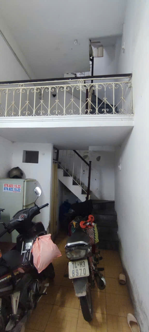 BA ĐÌNH - KHÔNG NHANH MẤT LƯỢT- SỔ ĐỎ CHÍNH CHỦ CẤT KÉT-HÀNG HIẾM,Nguyễn Thái Học, 26m, 3T, mt 4,3m - Ảnh 1