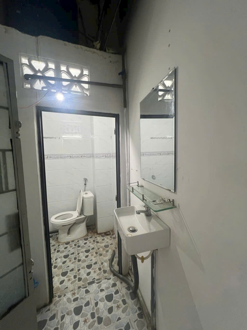 NHÀ ĐẸP HẺM XE HƠI LÊ SÁT TÂN QUÝ TÂN PHÚ, 71M2(17M X 4M14) NỞ HẬU, SỔ HỒNG CHÍNH CHỦ, GIÁ CHỈ 6.X - Ảnh 4