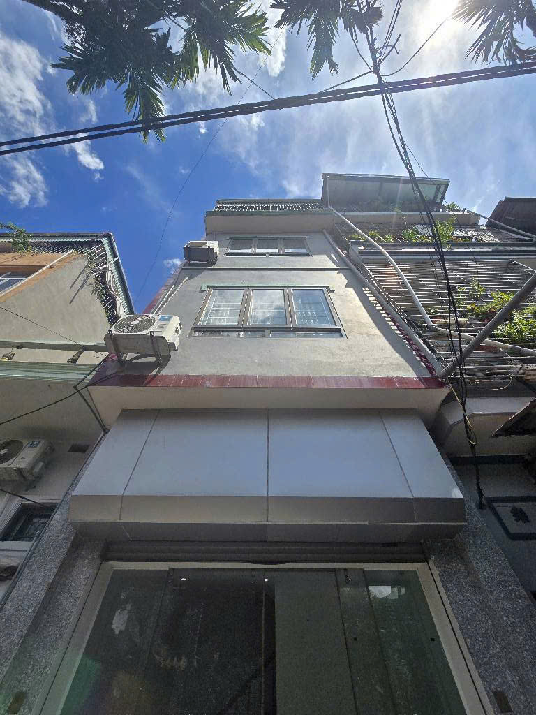 BÁN NHÀ XUÂN ĐỈNH 70 M,OTO QUA NHÀ ,VÀO NHÀ,SDCC 5 MT VUÔNG.CHÀO :16 TỶ - Ảnh 1