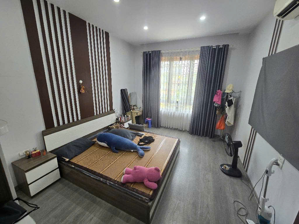 BÁN NHÀ XUÂN ĐỈNH 70 M,OTO QUA NHÀ ,VÀO NHÀ,SDCC 5 MT VUÔNG.CHÀO :16 TỶ - Ảnh 3