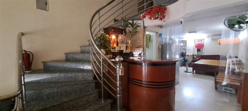Nhà Lĩnh Nam 53 m2, phân lô, Ô tô tránh, Giá 15.5 tỷ - Ảnh 1