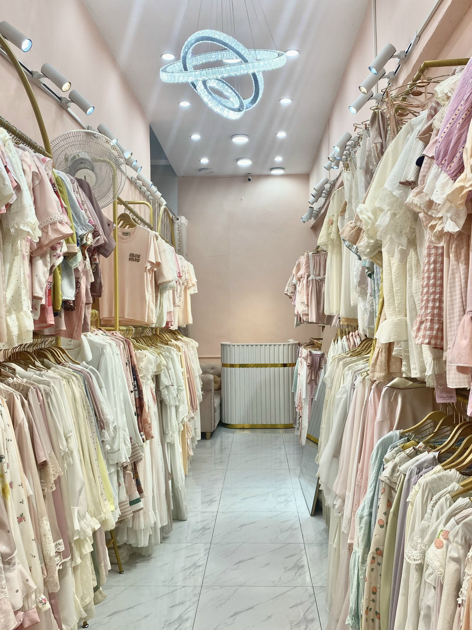 Chính chủ cho thuê nhà mặt phố Huế, Hai Bà Trưng - Ảnh 1