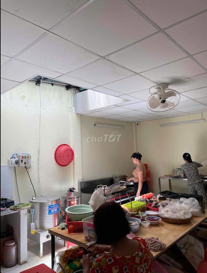 Sang nhượng quán Bún Đậu mặt tiền Nguyễn Duy Trinh Thủ Đức giá rẻ - Ảnh 1