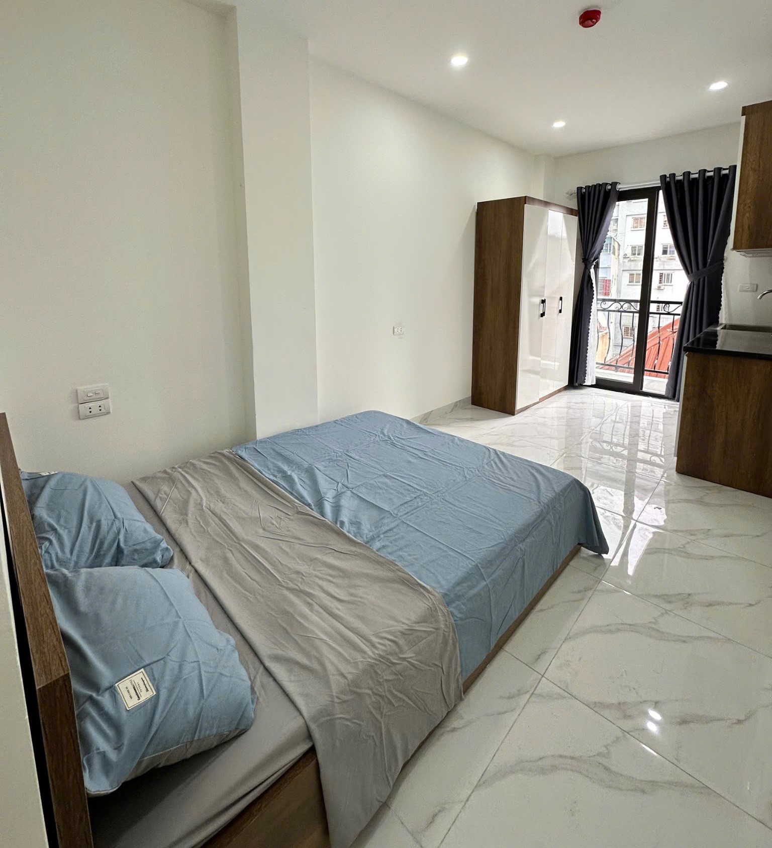 (Tin thật 100%) Bán chung cư mini 80m2 x 23P tại Nguyễn Khánh Toàn - Dòng tiền 1,5 tỷ ~ 6,5%/năm - Ảnh 1