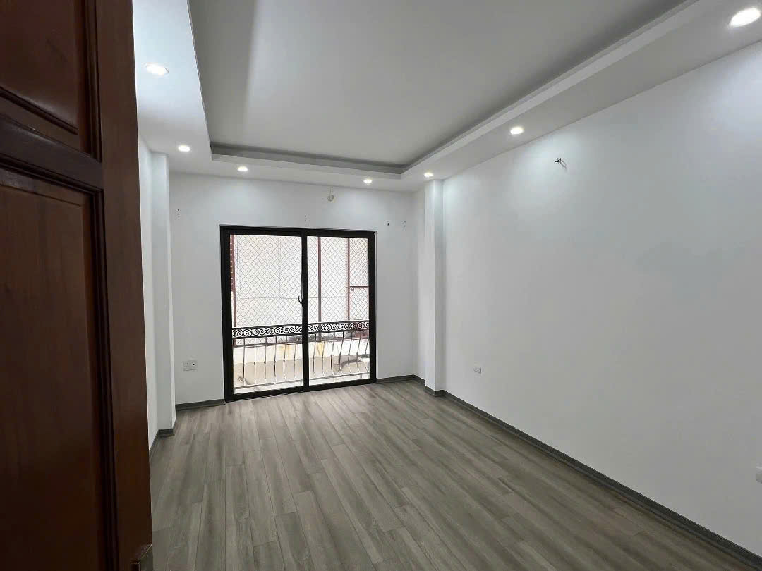 BÁN NHÀ CỰC HIẾM THANH XUÂN – LÔ GÓC – THANG MÁY – Ô TÔ TRÁNH – SÁT HỒ ĐẦM HỒNG - Ảnh 2