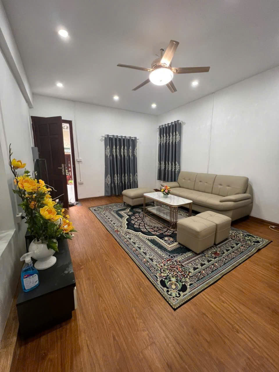 BÁN NHÀ BẠCH MAI NHÀ ĐẸP Ở LUÔN NỘI THẤT XỊN XÒ, hơn 80 M2, GIÁ 3,15TỶ - Ảnh chính