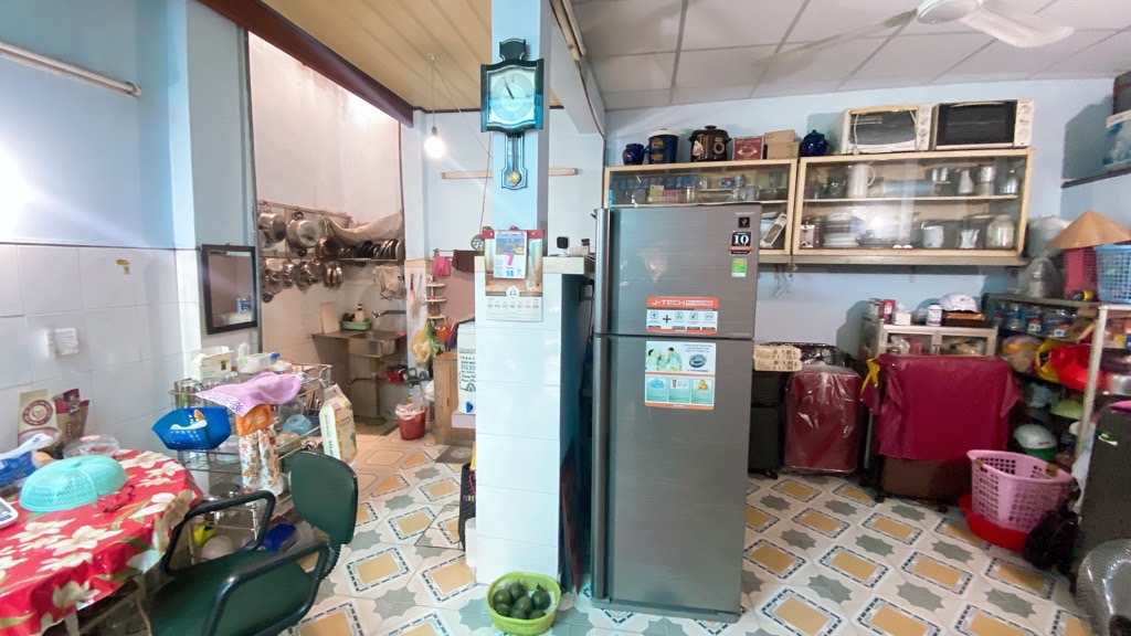 Bán nhà một đời chủ, CMT8, Quận 3 - 90m2 ngang lớn 6m chỉ 20m ra MT giá nhỉnh 7T - Ảnh 2