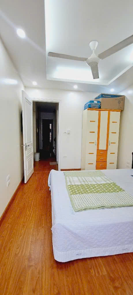 BÁN NHÀ GIÁ SỐC, LÊ DUẨN, NHÀ 4 TẦNG ĐẸP, BA BƯỚC CHÂN RA CÔNG VIÊN THỐNG NHẤT, HƠN 50M2, GIÁ 8,8TỶ - Ảnh 2