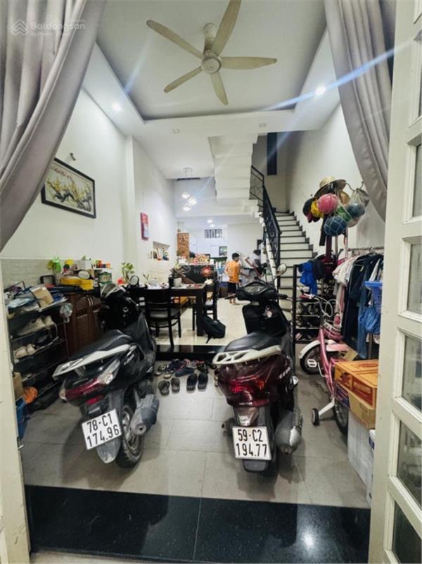 BÁN NHÀ LŨY BÁN BÍCH, TP 50m² 4T, 4 PN GIÁ CHỈ 6TỶ.. - Ảnh 1